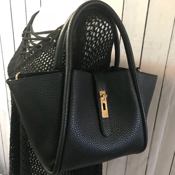 Handbags - ❗️FINAL PRICE❗️ Two in One Handbag Black